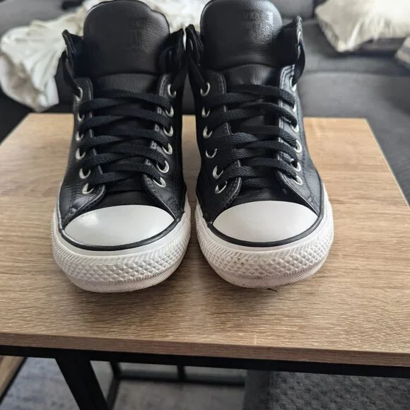 Converse - Picture 3 of 3